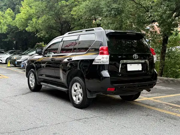 Toyota Prado 2011