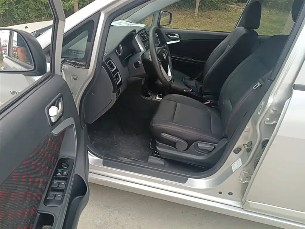 Suzuki Liana A6 2015 — фото 16