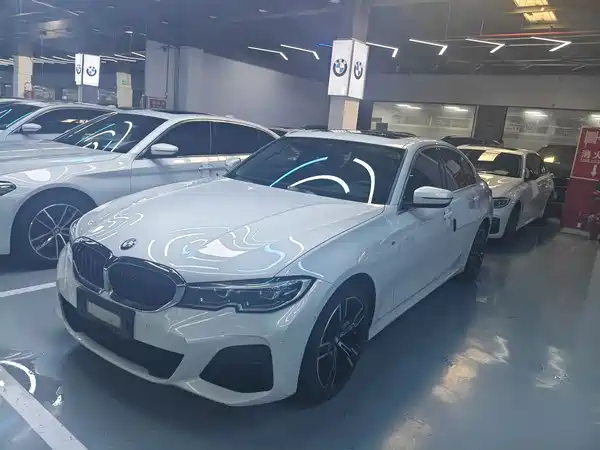 BMW 3 Series 2022