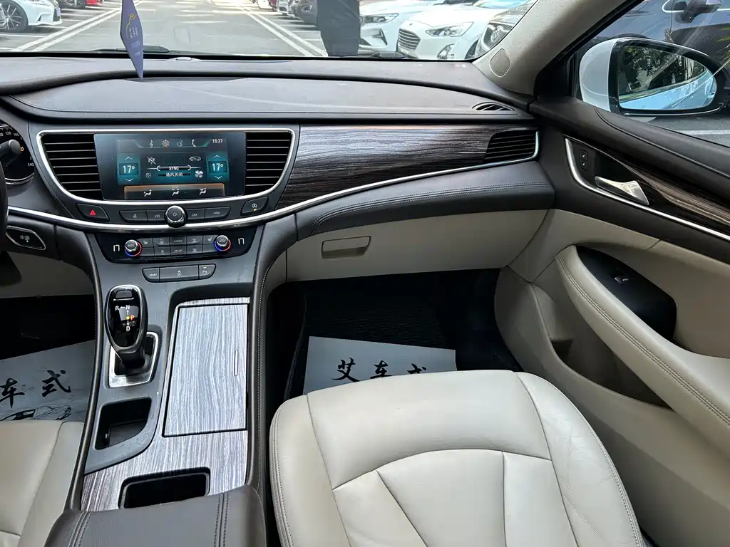 Buick LaCrosse 2016 — фото 13
