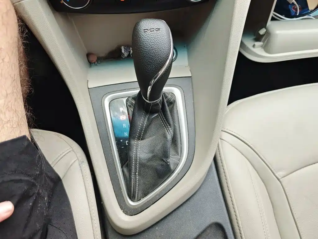 Buick Excelle 2018 — фото 10