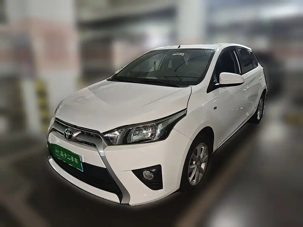 Toyota Yaris L 2016 — фото 1