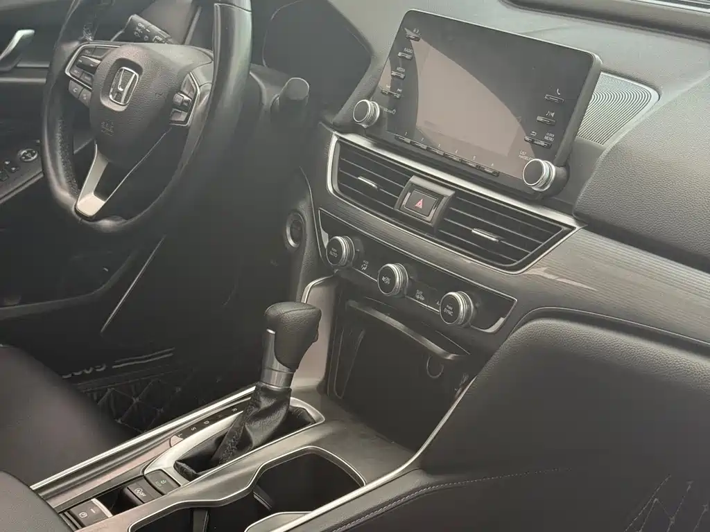 Honda Accord 2020 — фото 4