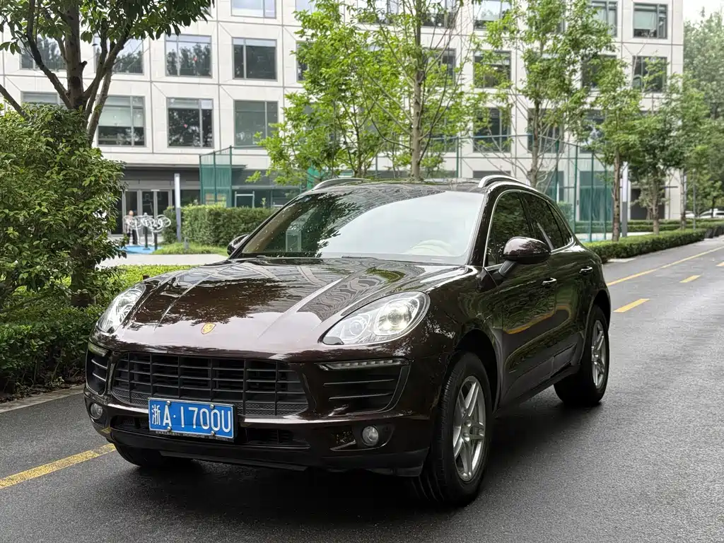 Porsche Macan 2015
