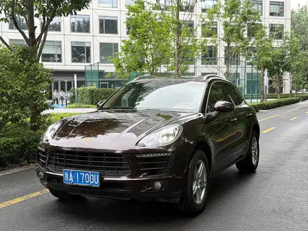 Porsche Macan 2015