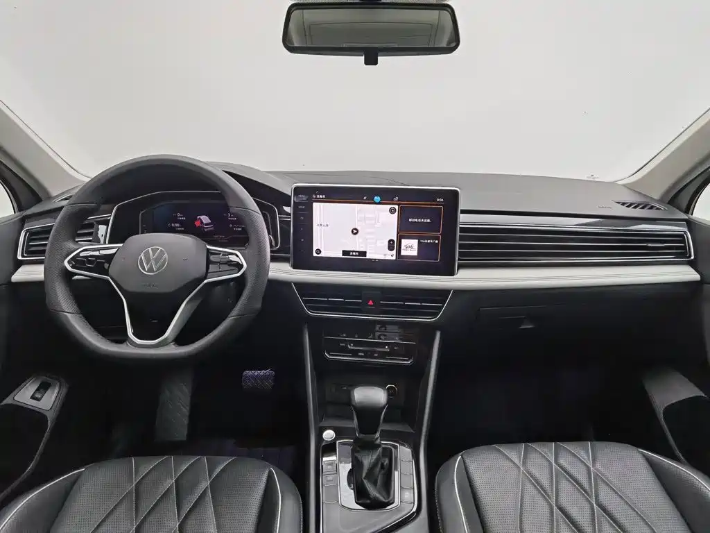Volkswagen Tiguan L 2023