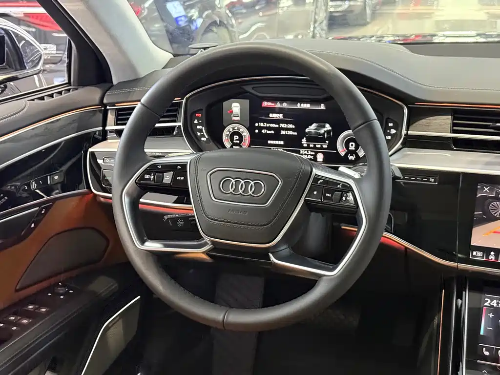 Audi A8 2025