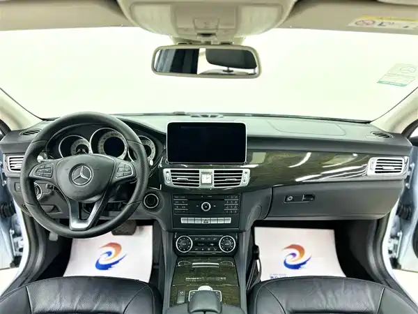 Mercedes-Benz CLS 2015