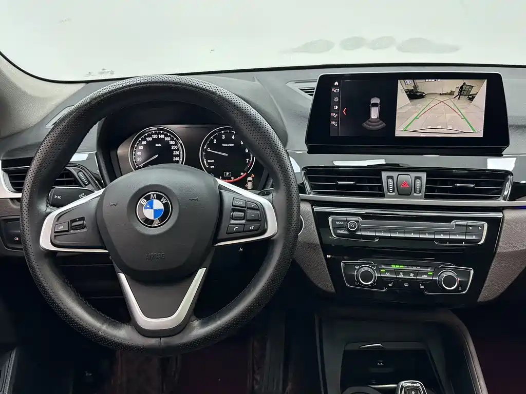 BMW X1 2022 — фото 11