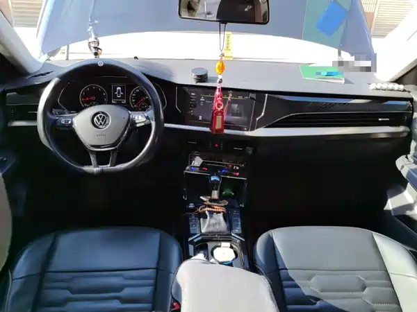 Volkswagen Passat 2021