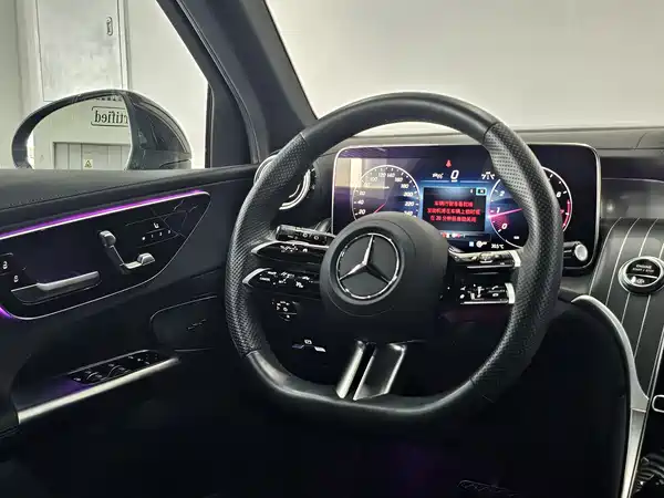 Mercedes-Benz GLC 2024