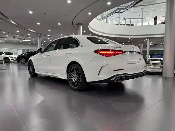 Mercedes-Benz C-Class 2023