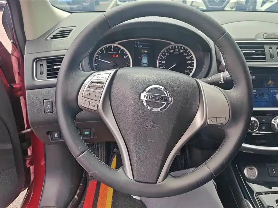 Nissan Tiida 2019 — фото 15