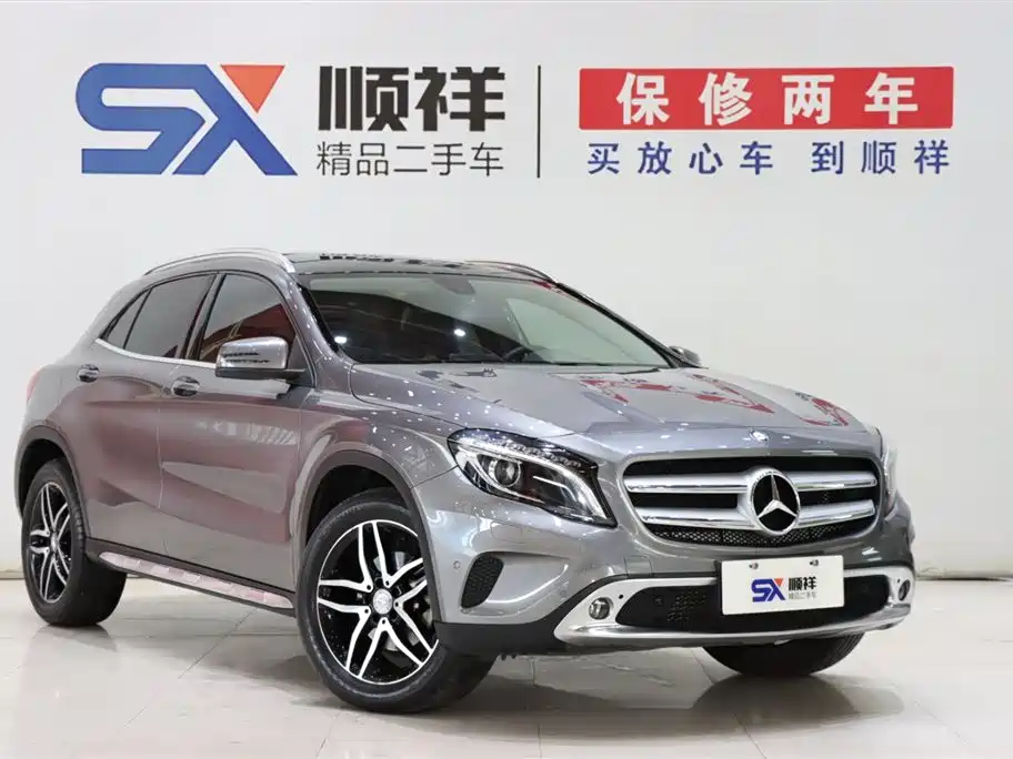 Mercedes-Benz GLA 2015