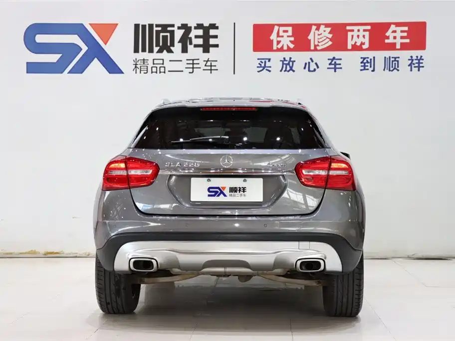 Mercedes-Benz GLA 2015