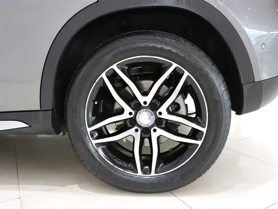 Mercedes-Benz GLA 2015 — фото 19
