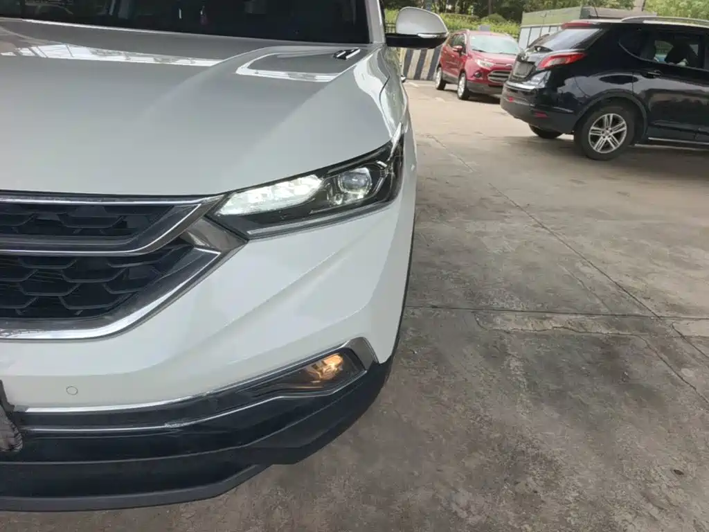 Dongfeng Fengshen AX7 2018 — фото 24