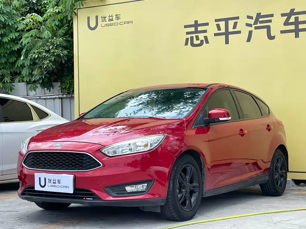 Ford Focus 2017 — фото 1