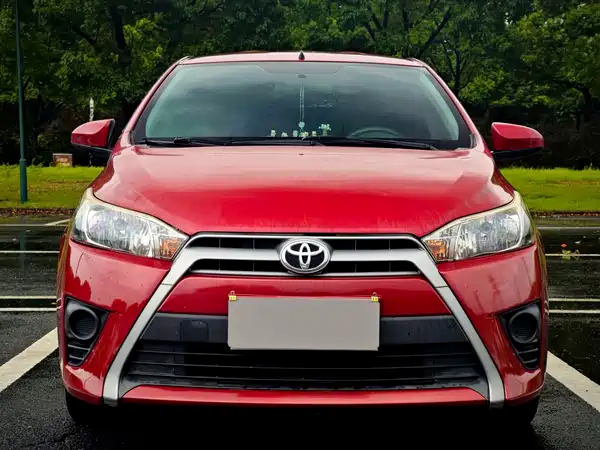 Toyota Yaris L 2016