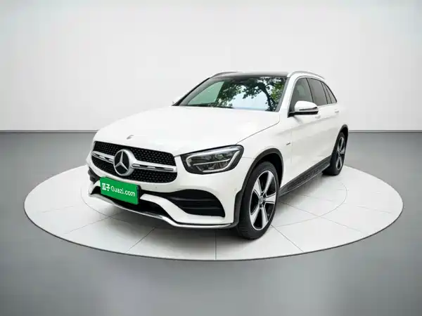 Mercedes-Benz GLC 2023