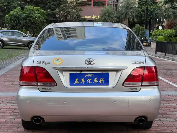 Toyota Crown 2006