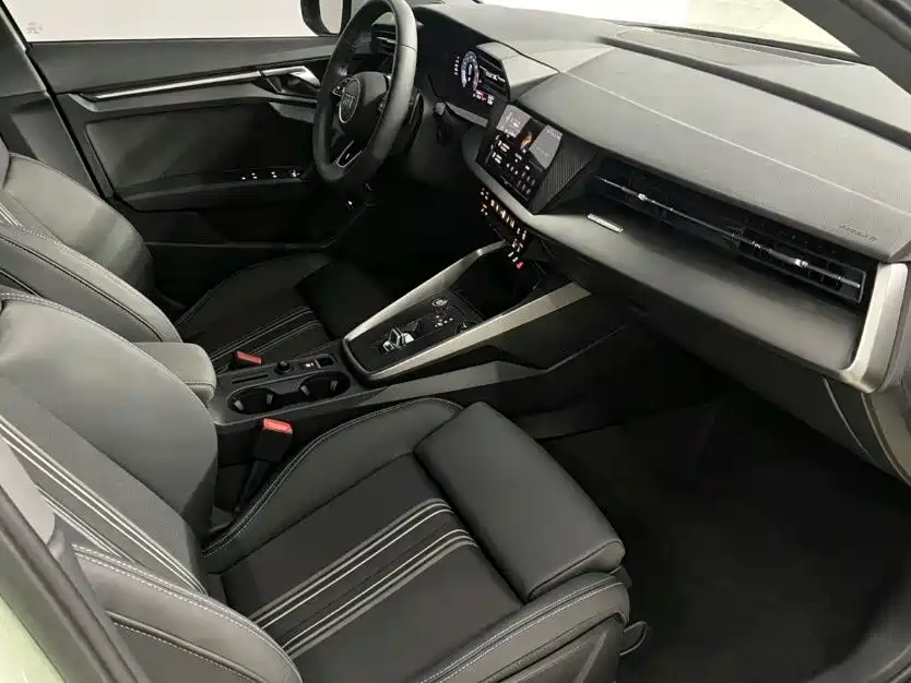 Audi A3 2022 — фото 17