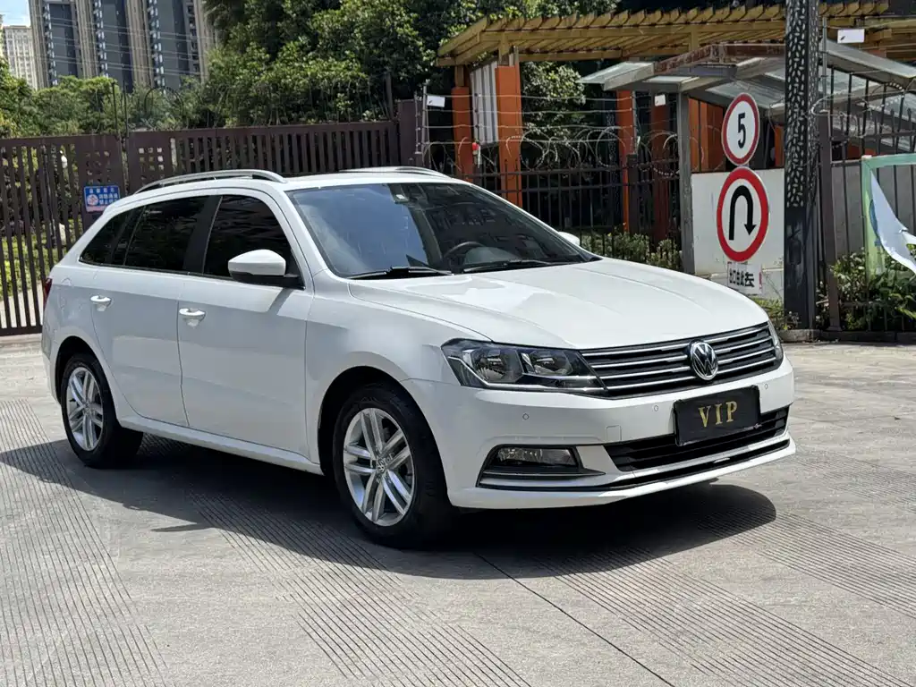 Volkswagen Gran Lavida 2017 — фото 8