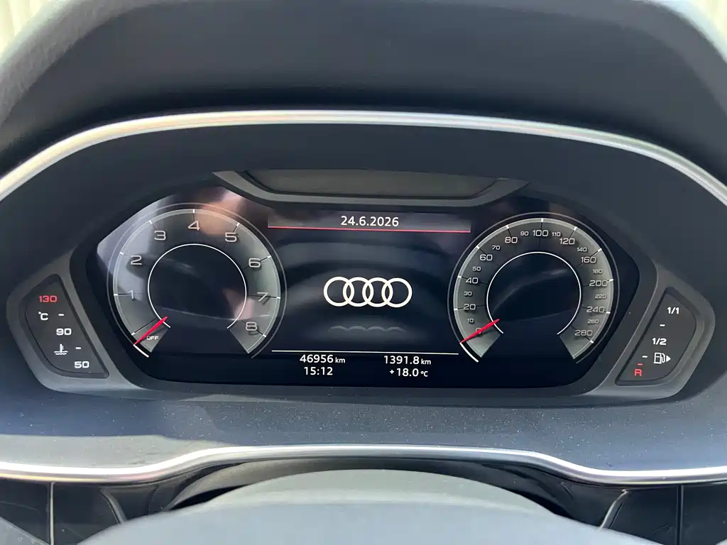 Audi Q3 2022 — фото 27