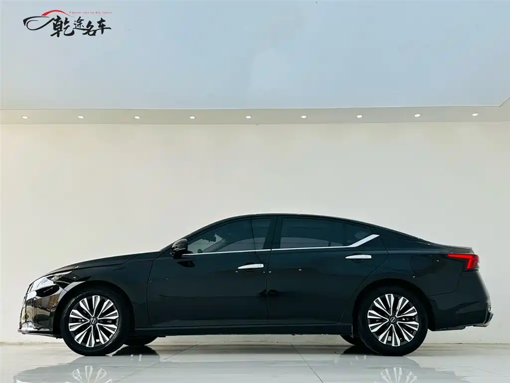 Nissan Teana 2023 — фото 4