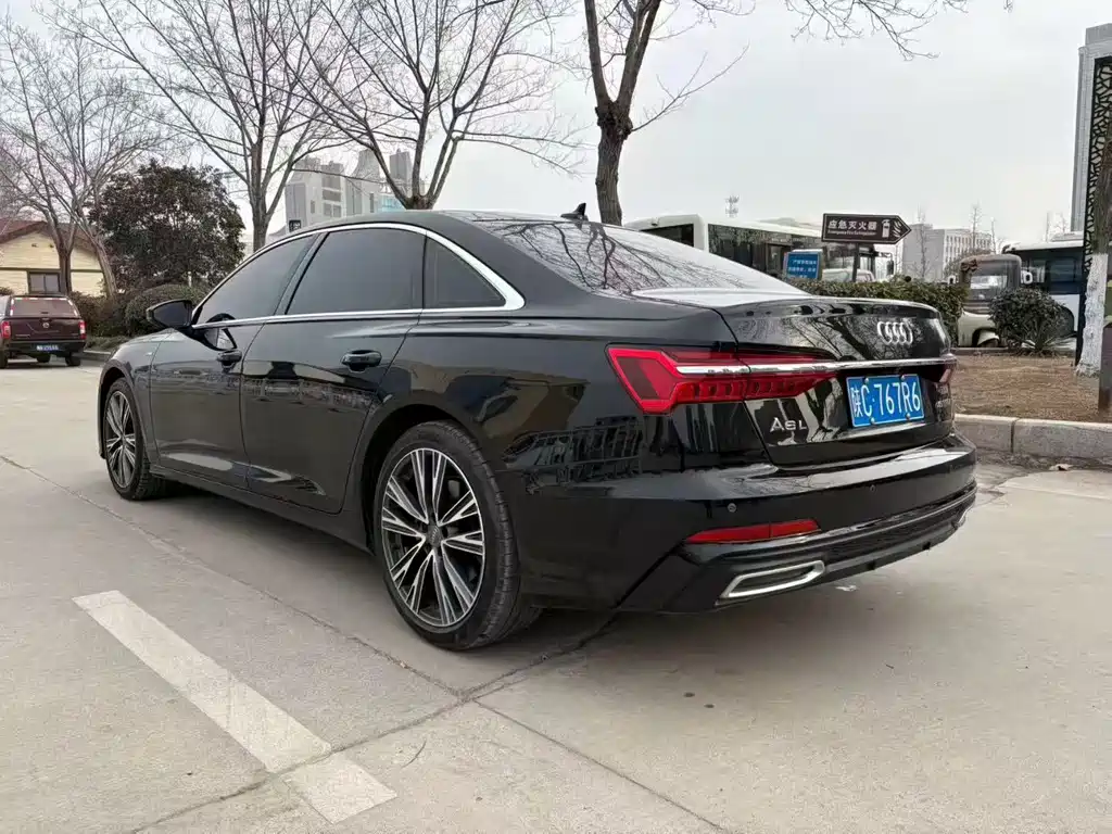 Audi A6L 2022 — фото 6