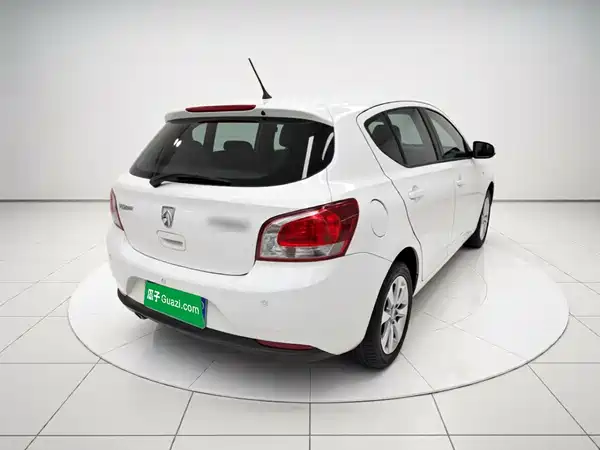 Baojun 610 2014