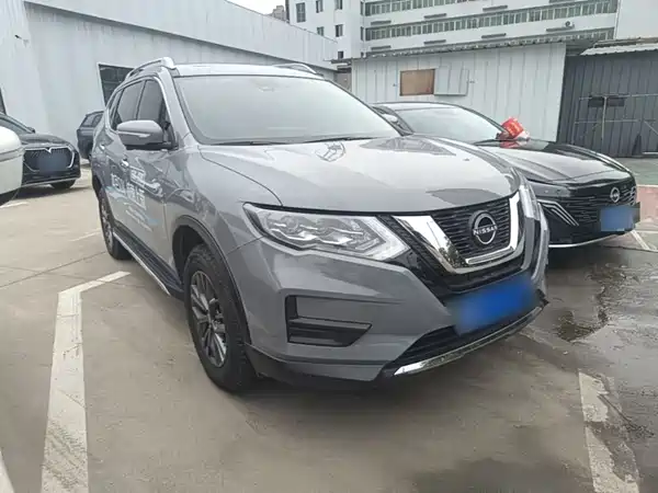Nissan X-Trail 2025