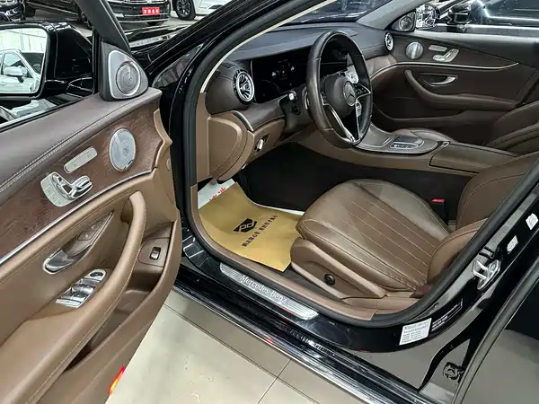 Mercedes-Benz E-Class 2021