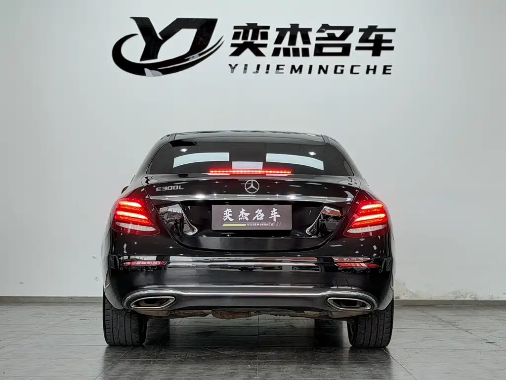 Mercedes-Benz E-Class 2020 — фото 9