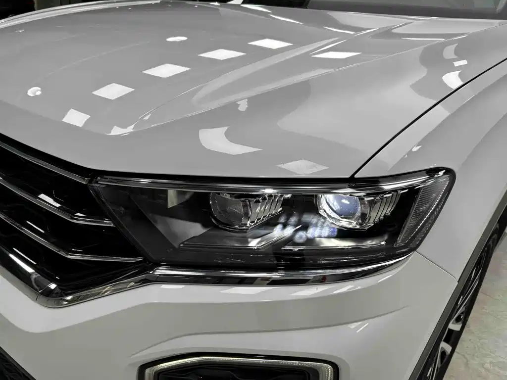 Volkswagen T-Roc 2023 — фото 17