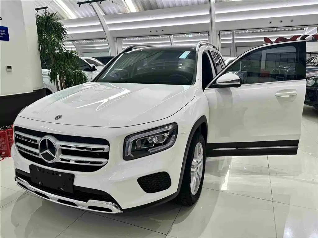 Mercedes-Benz GLB 2023 — фото 5