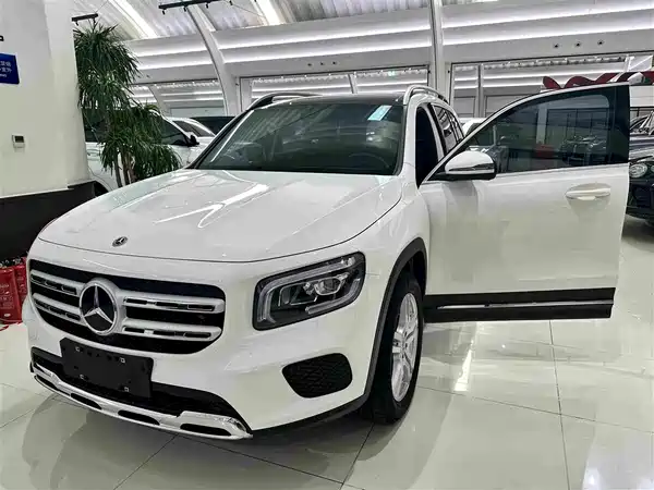 Mercedes-Benz GLB 2023