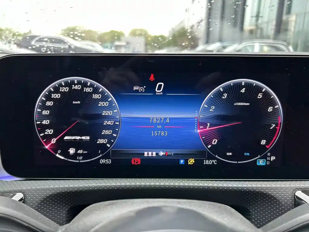 Mercedes-Benz A-Class AMG 2024 — фото 17