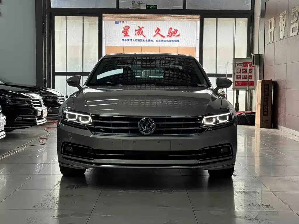 Volkswagen Phideon 2019 — фото 2
