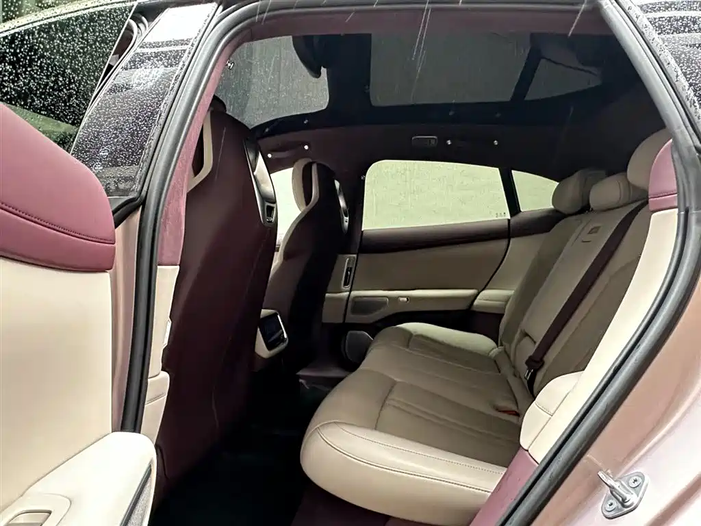 Xiaomi YU7 2025 — фото 10