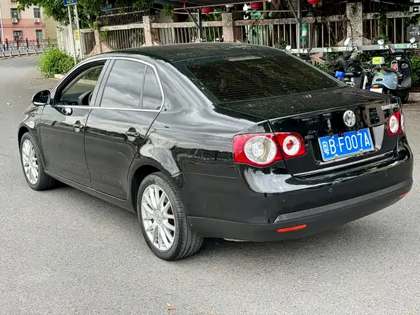 Volkswagen Sagitar 2009