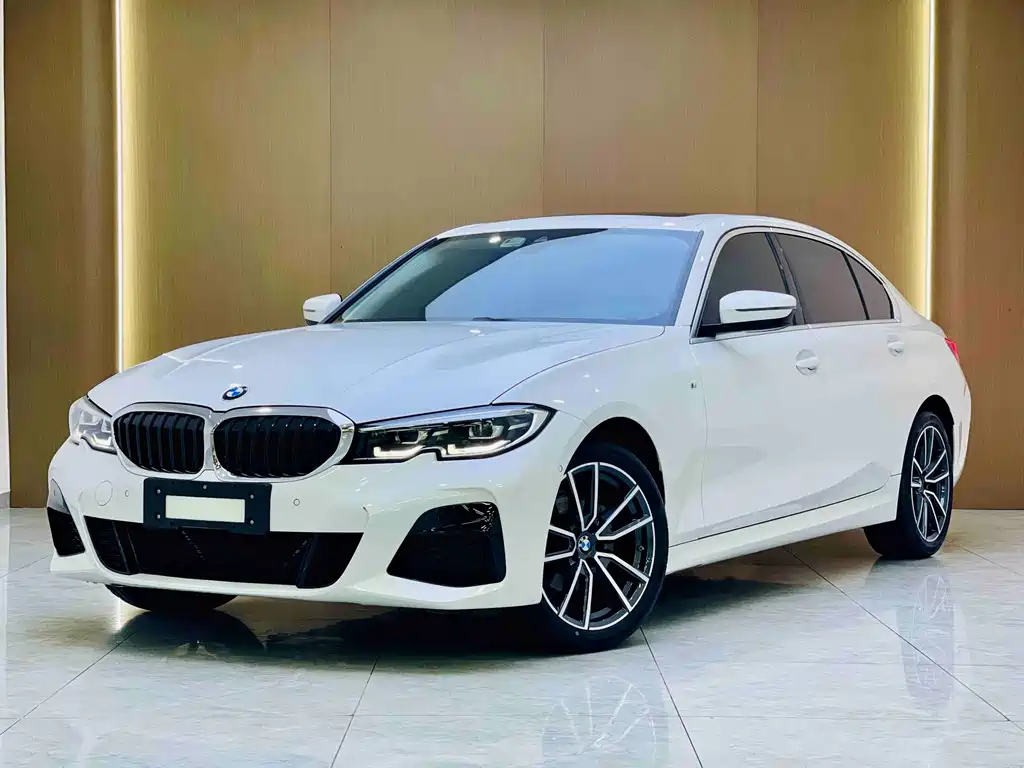 BMW 3 Series 2021 — фото 1