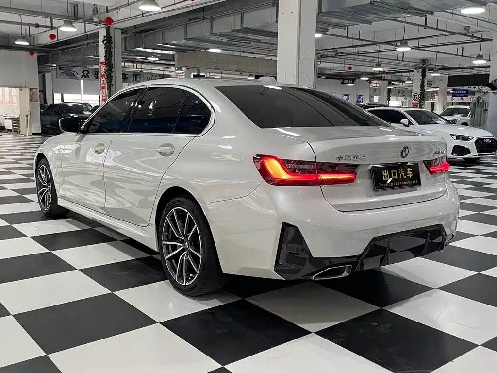 BMW 3 Series 2023