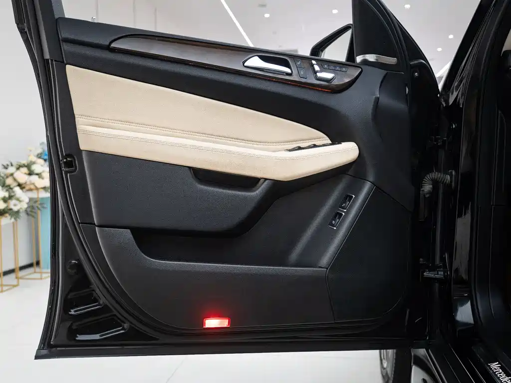 Mercedes-Benz GLS 2019 — фото 9