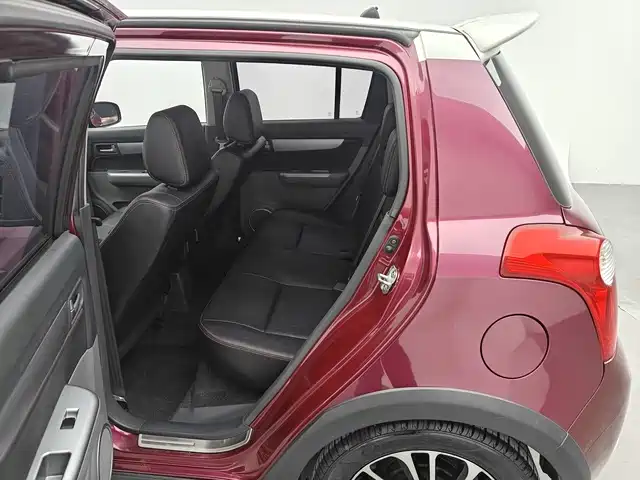 Suzuki Swift 2018 — фото 12
