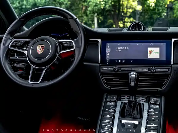 Porsche Macan 2020