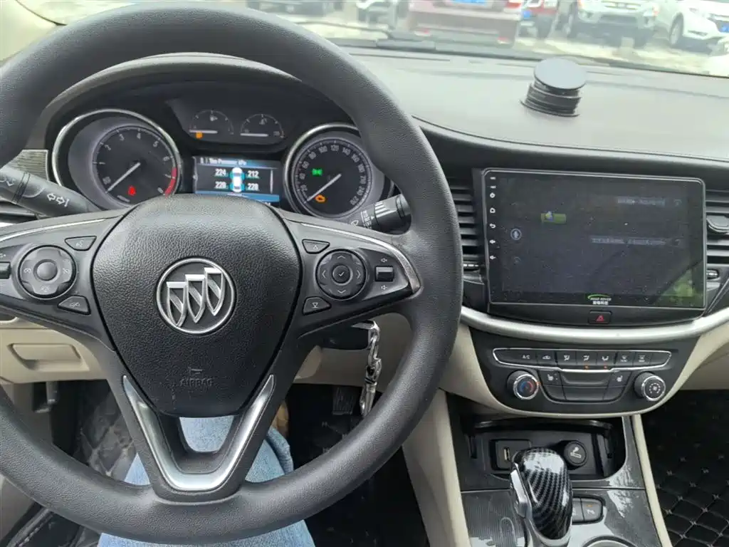 Buick Verano 2015 — фото 10