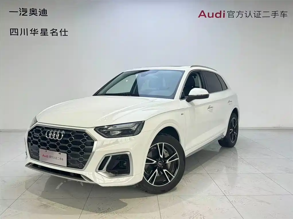 Audi Q5L 2023 — фото 1