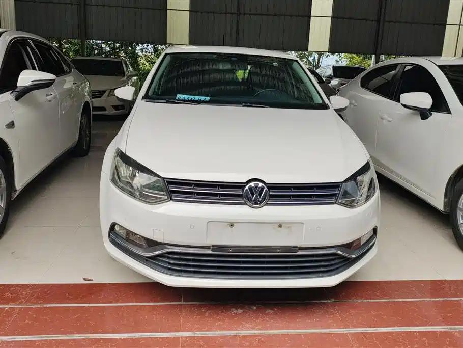 Volkswagen Polo 2015