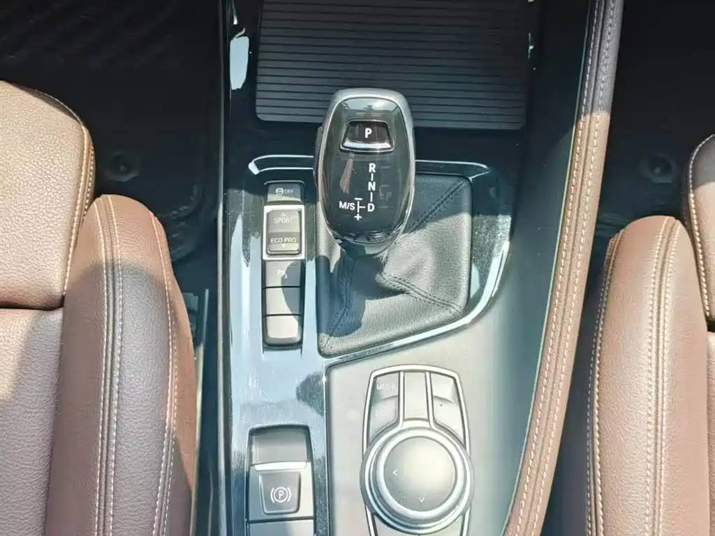 BMW X2 2023 — фото 12